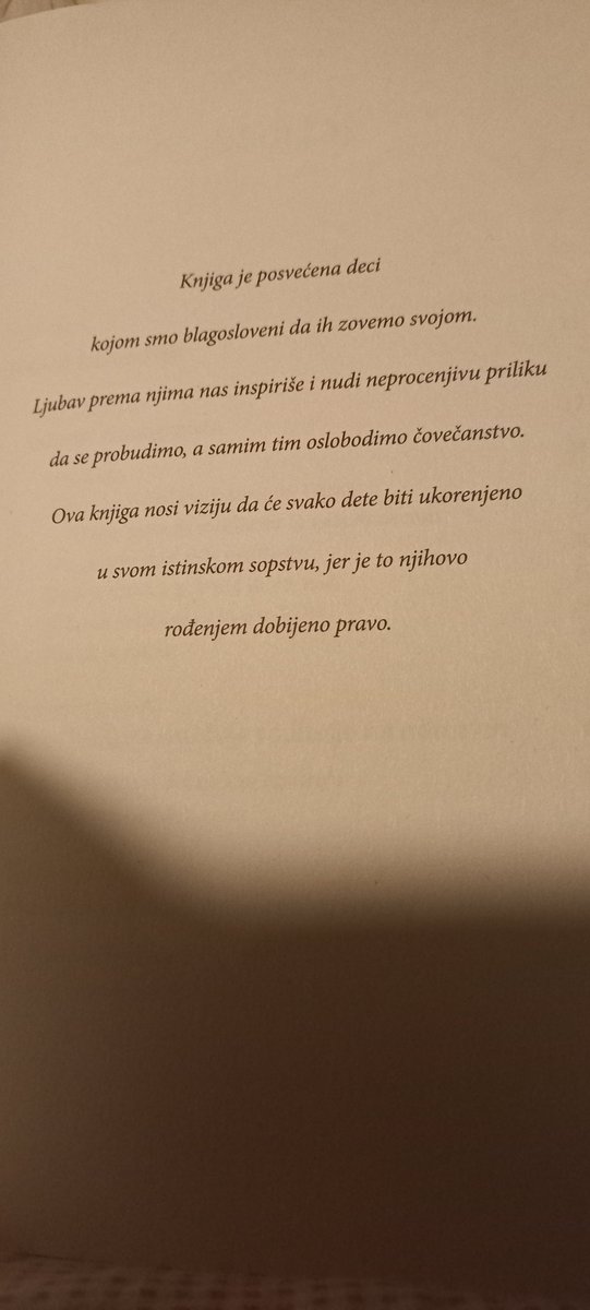 Beba i ja smo se nakon dva puna meseca sinhronizovale da mogu da procitam nesto vise od 5-10minuta  tvitera #drshefalisabari #consciousparent