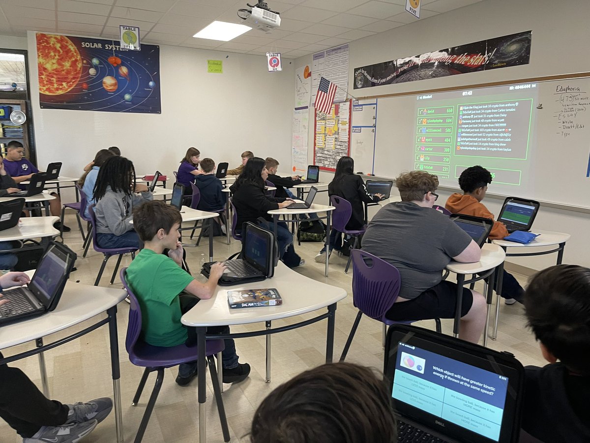 CeciGutierrez06's tweet photo. Thanks to @PlayBlooket for saving the end of the day in Science class @llms💜 https://t.co/iPs72JUojQ