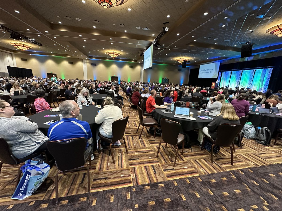 csingleton__2's tweet photo. Today I shared a slide of one of the most influential men in my life. 
-
He’s an educator, mentor and my high school basketball coach @CoachBlakeHall 
-
Over 1000 people heard about the impact that he has made and continues to make on people like myself! Love you Coach https://t.co/1OZPQ96o8N