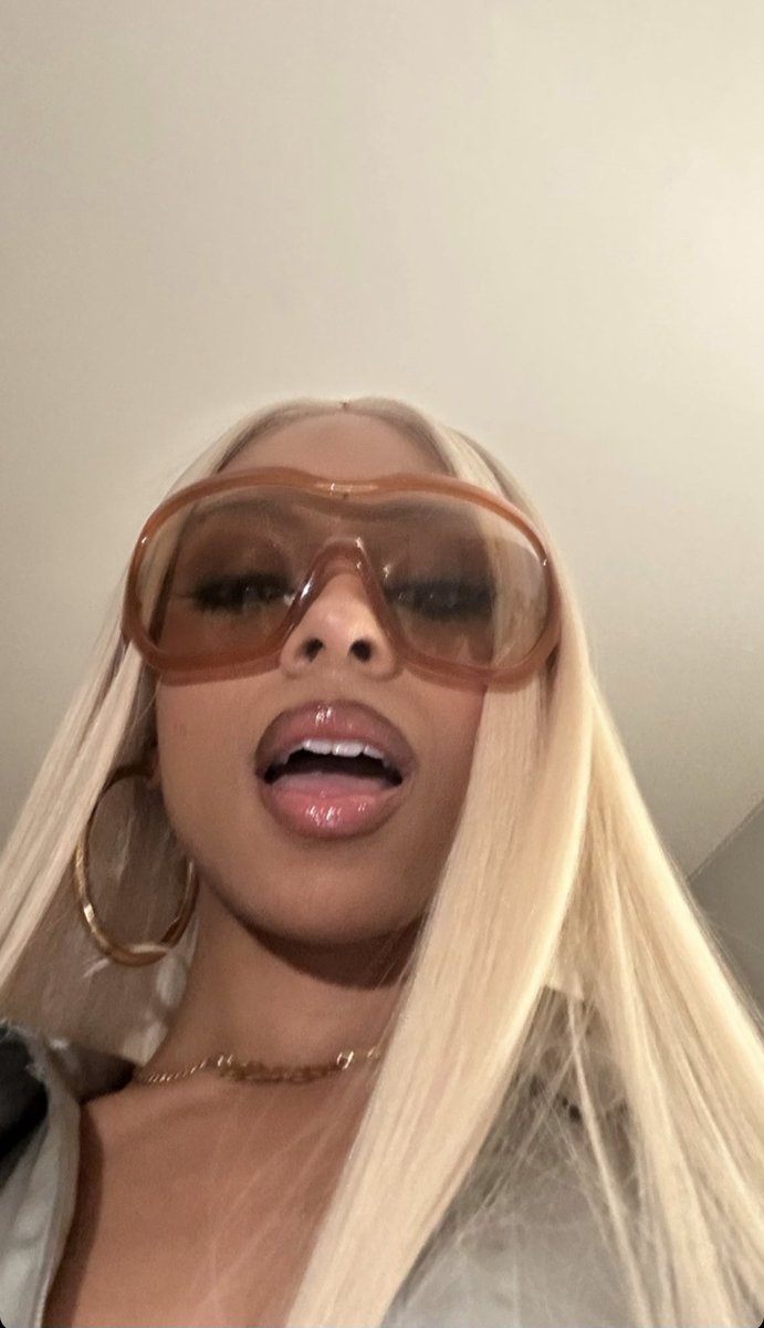 💋💋💋