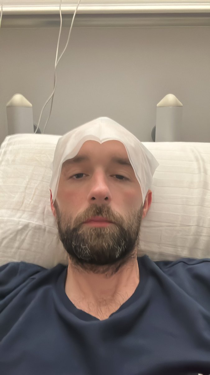 DaveNeill27 (@dneill27) on Twitter photo Since December:
2x Ascites drain
2 Stone lost
Ripped out game changing drain in freak accident
3 A&E visits
Back in now with infection/fever
This is the hardest thing I’ve had to do.
Thanks for the support
#metastaticcancer <a href="/macmillancancer/">Macmillan Cancer Support</a> Since December:
2x Ascites drain
2 Stone lost
Ripped out game changing drain in freak accident
3 A&E visits
Back in now with infection/fever
This is the hardest thing I’ve had to do.
Thanks for the support
#metastaticcancer <a href="/macmillancancer/">Macmillan Cancer Support</a>