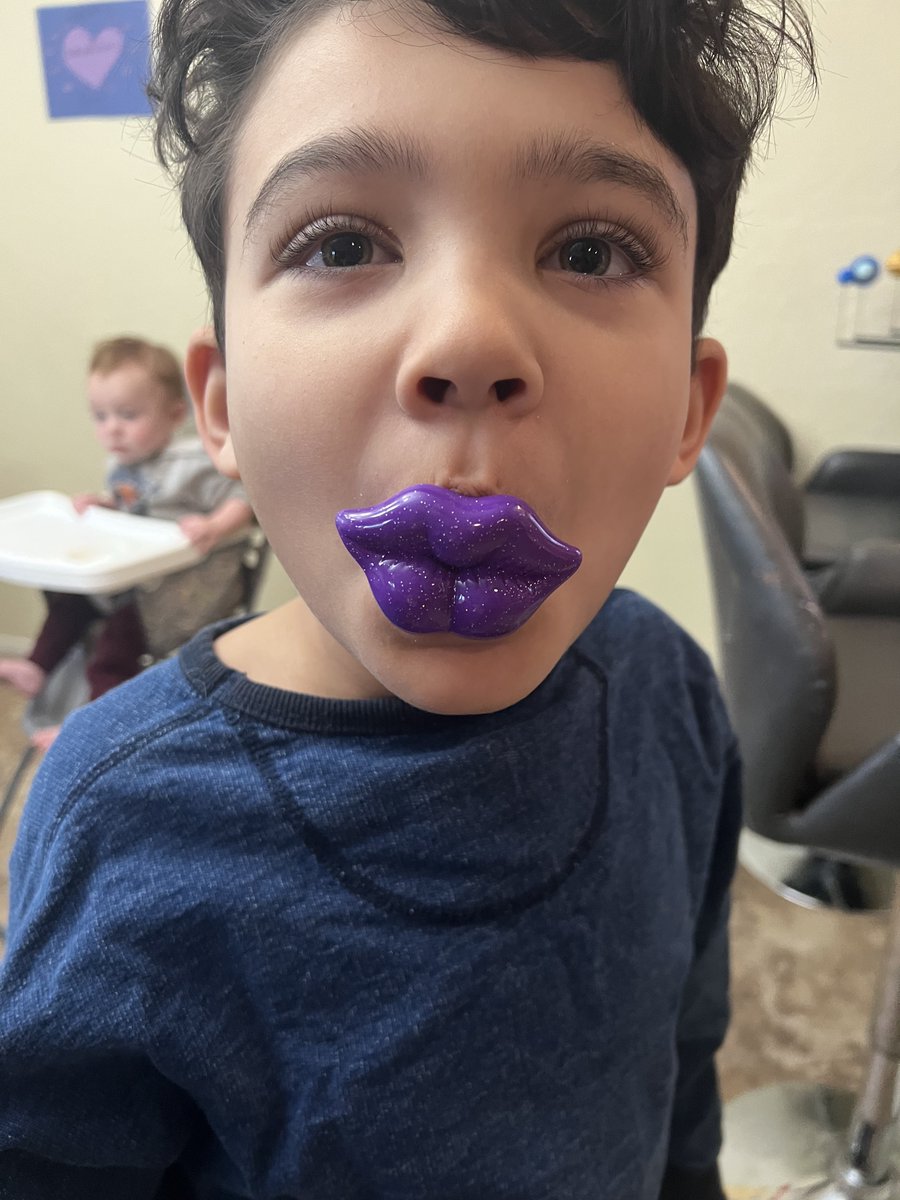 ellipsi. on Twitter "Candy lips 👄"