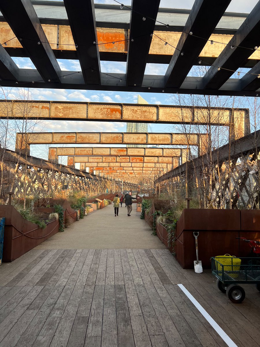FCAM_Org's tweet image. Great tour of Castlefield  Viaduct today.  Worth a visit and would encourage everyone in Manchester to support this project.  Thank you to #CastlefieldViad for hosting #GMLO_UK