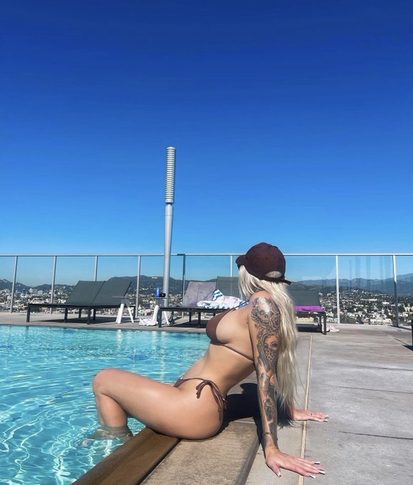 Happy valentine&rsquo;s day  #ValentineDay #ValentinesDay #onlyfan #inkedcovergirl #poolside https://t.co/<a href="/tag/valentineday"class="tags">#ValentineDay</a><a href="/tag/valentinesday"class="tags">#ValentinesDay</a><a href="/tag/poolside"class="tags"><span>#poolside</span></a><a href="/tag/onlyfan"class="tags"><span>#onlyfan</span></a><a href="/tag/inkedcovergirl"class="tags"><span>#inkedcovergirl</span></a>