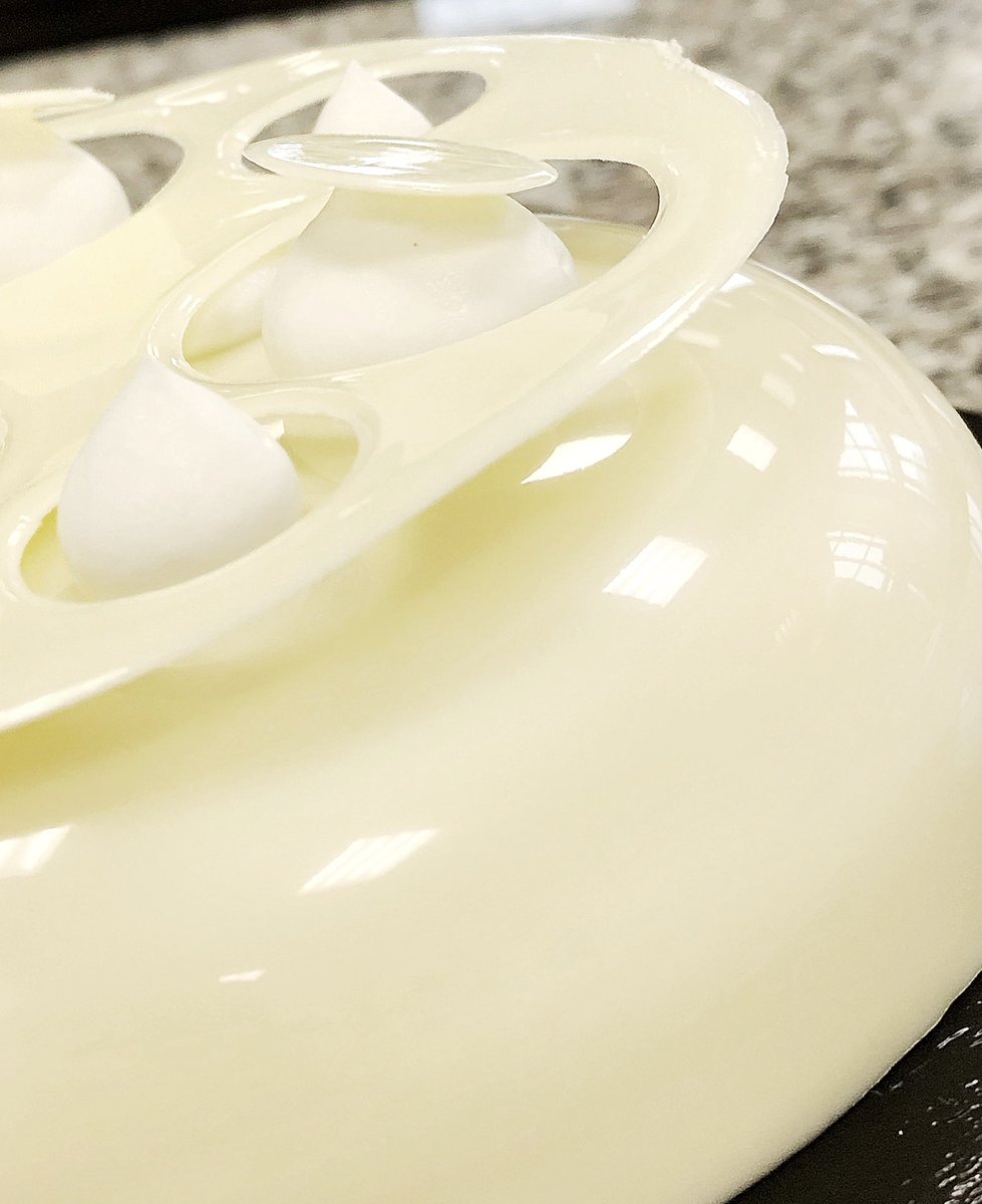 Happy Valentines Day
2023

The cake BLANCA:
• Almonds and vanilla cake 
• white Chocolate &amp; Tonka beans custard 
•mascarpone and coffee infused mousse
• white Chocolate mirroir glaze 

#14february #14DeFebrero #HappyValentinesDay #cake #sweet