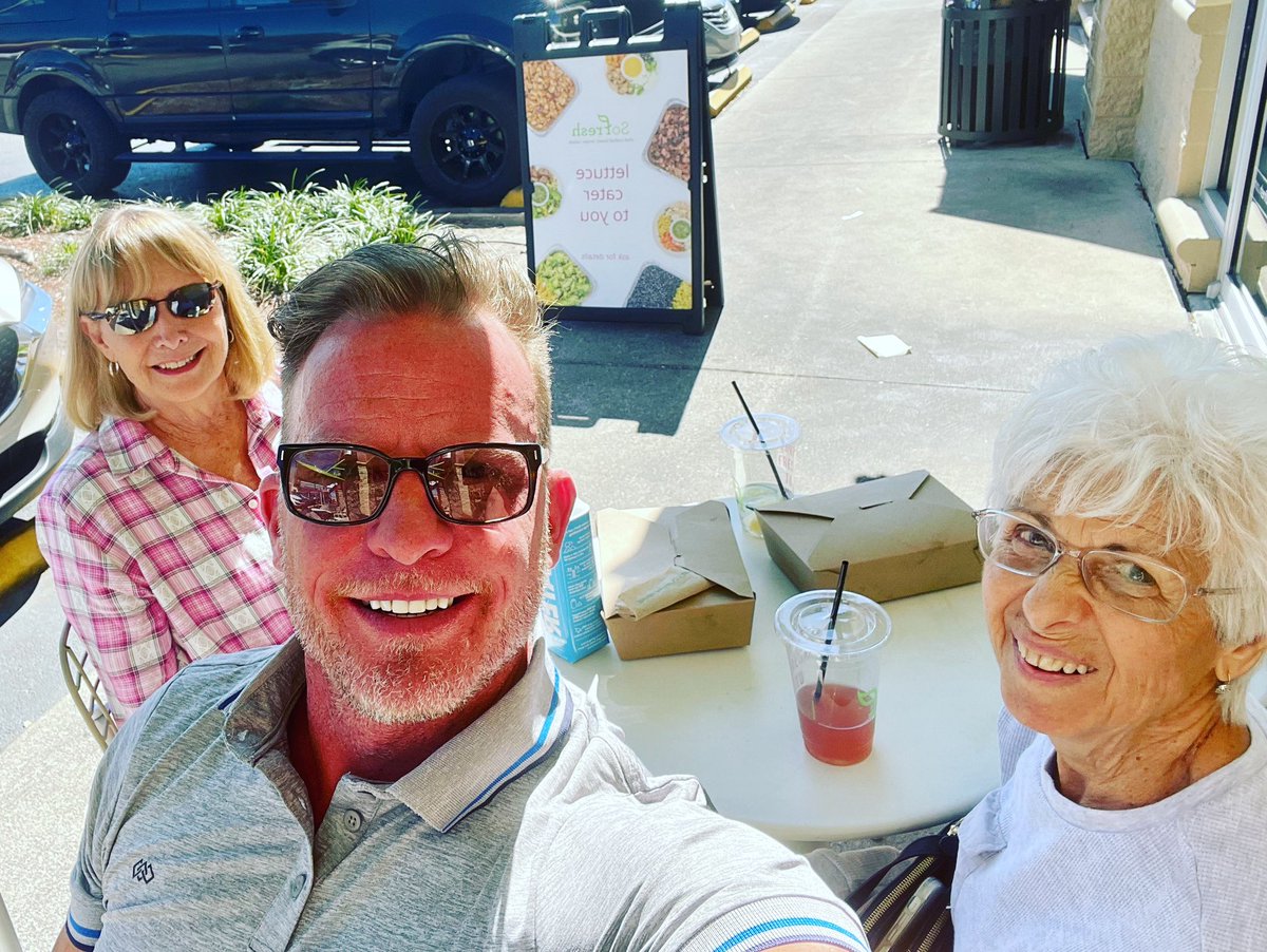 Picked up these two hotties for a lunch date. #ValentinesDay