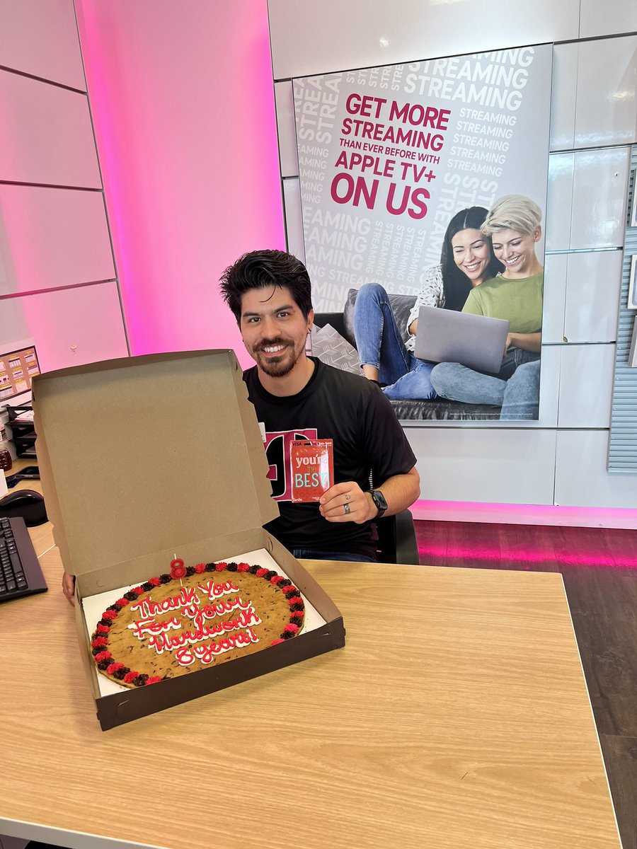 conversiongoat's tweet photo. Celebrated Chris’ 8 years of hard work last week!
We appreciate everything that you do!

Keep stacking up those accolades Chris, and developing bright, and new leaders! https://t.co/7LbImlZf6N