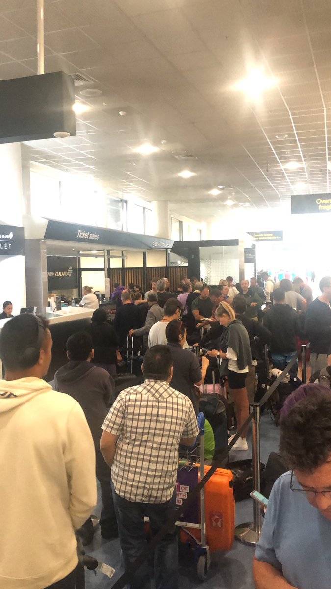 javc32's tweet photo. @FlyAirNZ It is a disaster. Only 2 @FlyAirNZ employees handling all the rebooking / reschedule at the #Auckland airport https://t.co/tkOQlEuLCY