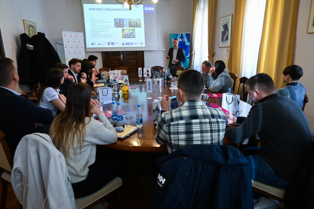 Kickoff of Enhancing Sport Organisations and Management (ESOM) co-funded by the European Union was held in #Ljubljana, hosted by EUSA Institute and the University of Ljubljana
#goodgovernance #sport #dualcareer #unisport #eusaunisport #myeusa #erasmusplus 
eusa.eu/news?esom-part…