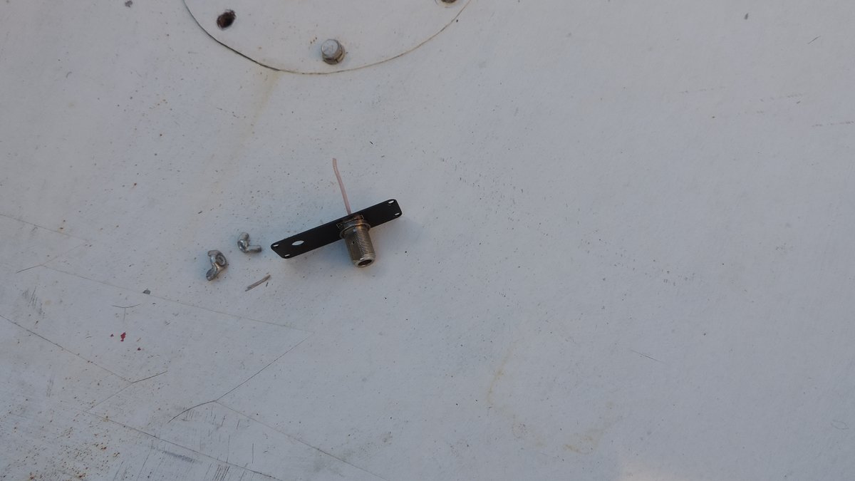 fearlesslyloyal's tweet image. #SatcomNorm quick update on the #Ruggedization. Hopefully in a few hours will be able to complete the works and do a recalibration to ensure all is up to specs.. Just one of the many #Multitasking going on..needless to say there is also #DomesticEngineering. .cooking etc.