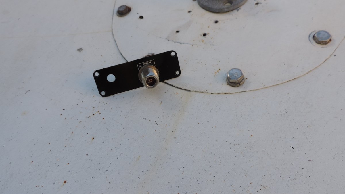 fearlesslyloyal's tweet image. #SatcomNorm quick update on the #Ruggedization. Hopefully in a few hours will be able to complete the works and do a recalibration to ensure all is up to specs.. Just one of the many #Multitasking going on..needless to say there is also #DomesticEngineering. .cooking etc.