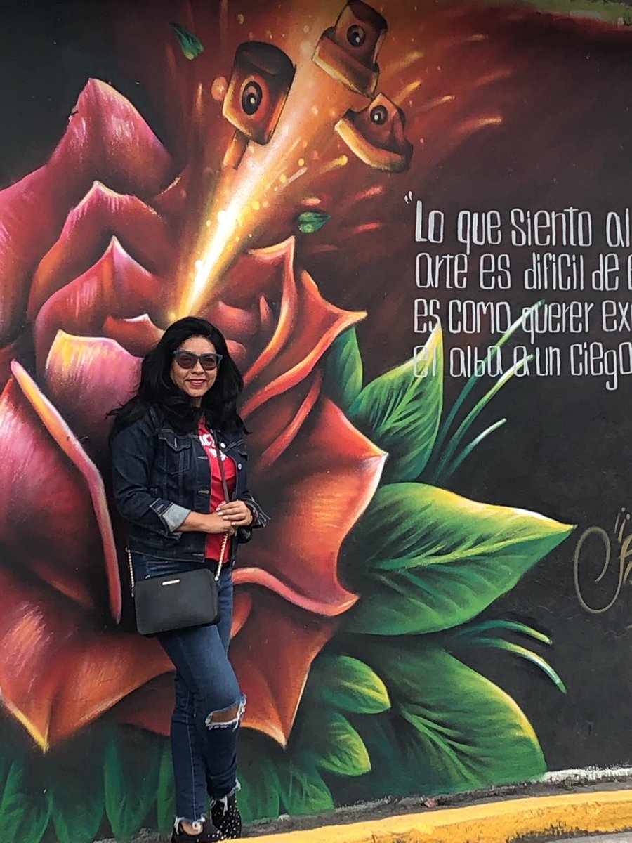 Todos, alguna vez,fuimos amores pasajeros de trenes que no iban a ningún lado. -Joaquín Sabina- #14deFebrero