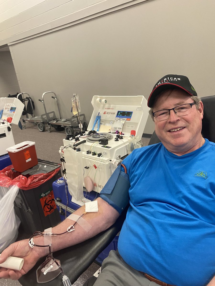 Clyde Tiffany tweet media