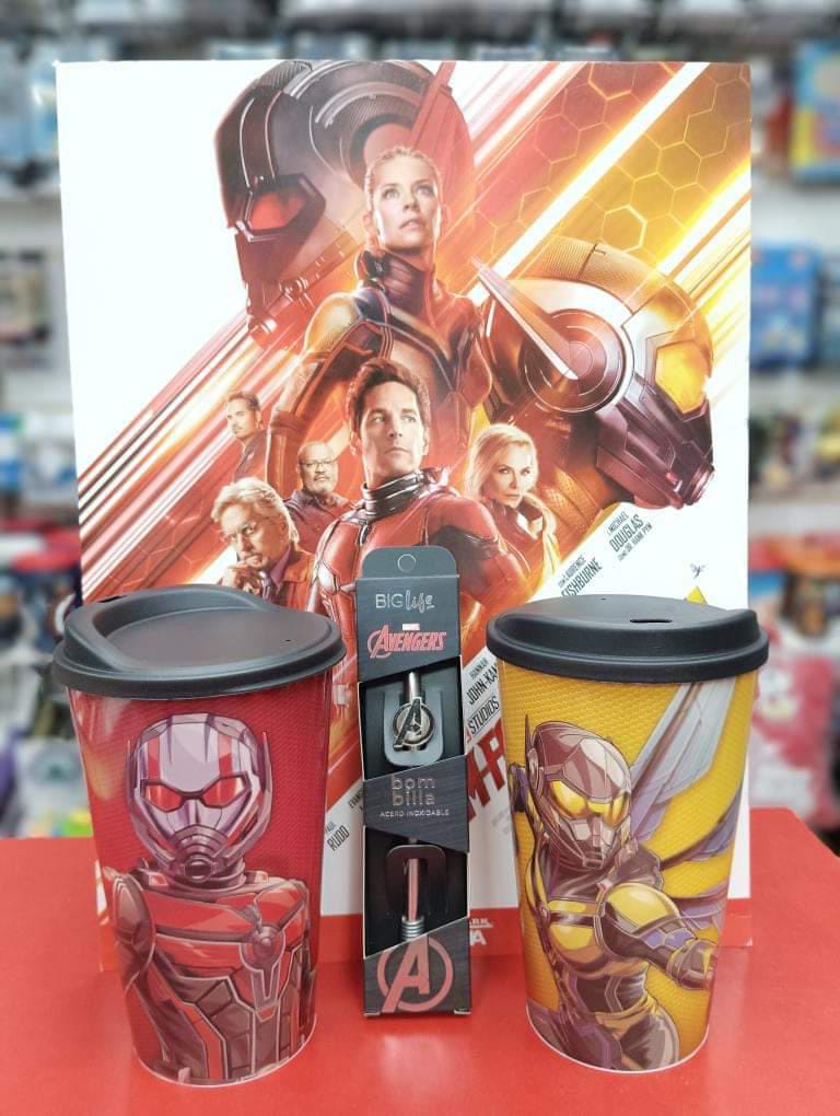 MarvelFlix's tweet photo. ¡SORTEO HORMIGUÍSTICO!

Llevate 2 vasos oficiales de 'ANT-MAN AND THE WASP QUANTUMANIA' + un poster de Ant-Man And The Wasp+ Una bombilla Vengadora. 

Tenes que seguirnos a @toysmanoficial y a mi, dar RT y LIKE a la publicación. 

Sorteamos el  lunes 20.

SUERTE 🍀 https://t.co/Isja3dgijO