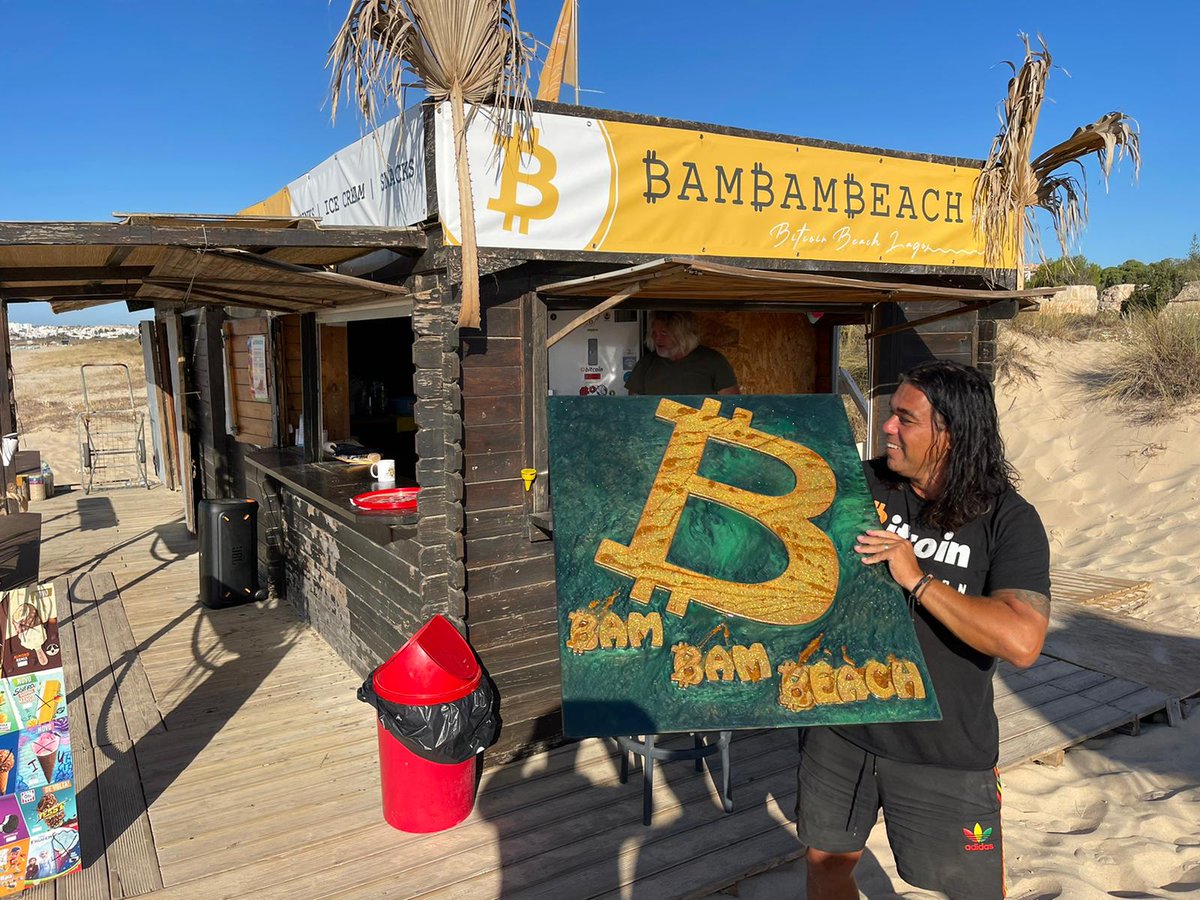 Minting #bitcoin epoxy art on #bitcoin blockchain.
2 pieces minted.
Now 3th piece is minting for <a href="/Diditaihuttu/">₿ Didi Taihuttu ₿ ALLIN💥</a> 
We will sent it to you Didi.
Your work on #Bitcoin blockchain.

Next step minting pieces shortly.
<a href="/Davincij15/">Davinci Jeremie</a> 
<a href="/TheMoonCarl/">Carl Moon 🌙</a> 
<a href="/MMCrypto/">MMCrypto</a>