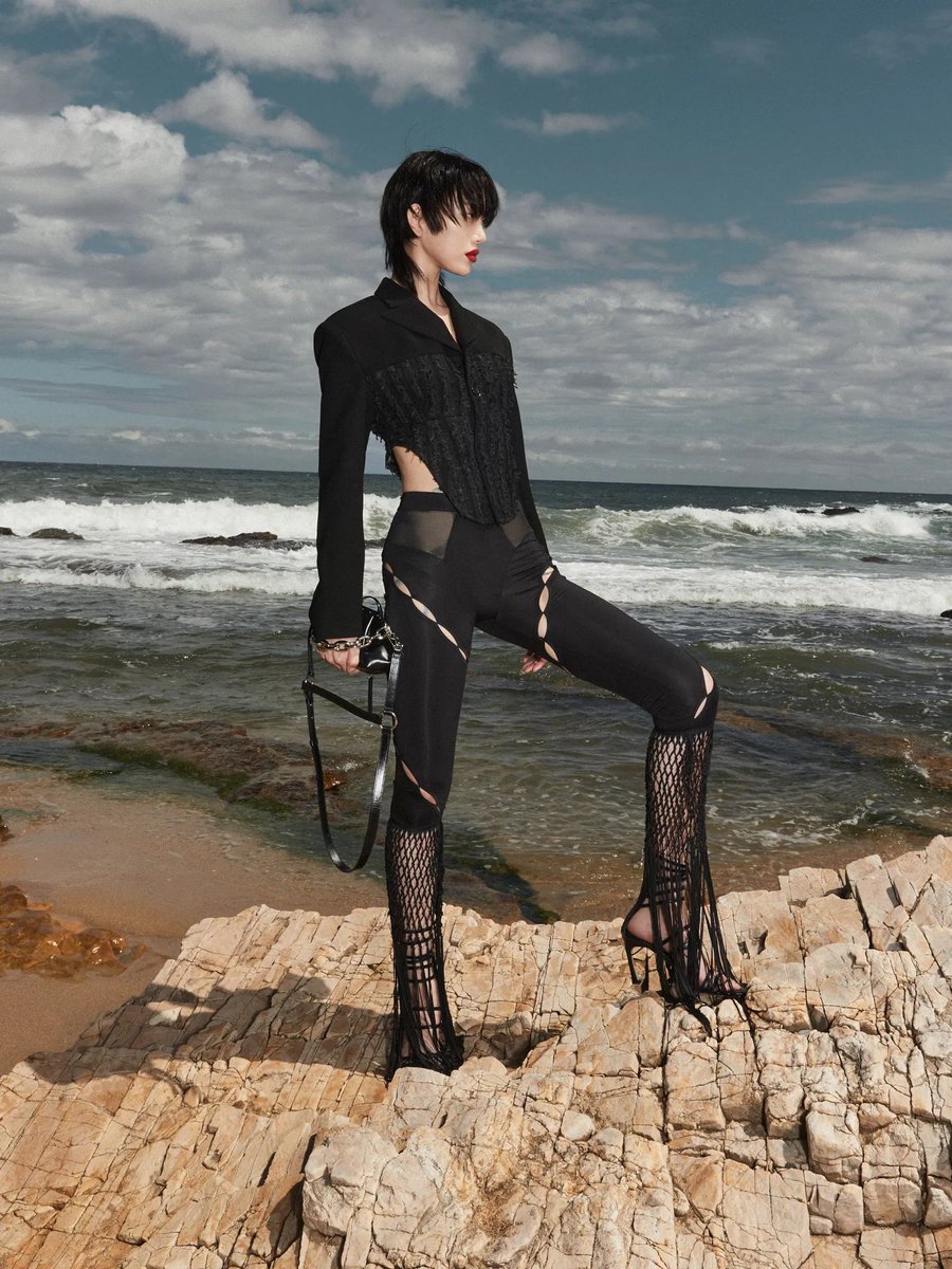 thesoftestaura's tweet photo. sora choi for bonbom spring 2022 season https://t.co/17WcAlrH2D