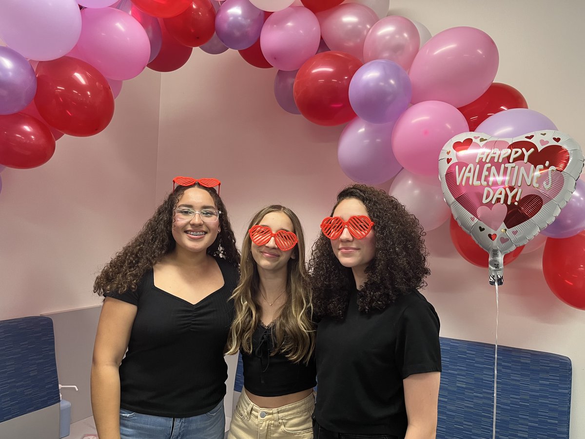 puhsd_pca's tweet photo. You got a friend in us ❤️
 Our girl’s ambassador club hosted a galentines party to celebrate women in STEM! https://t.co/v1MXSJXzPD