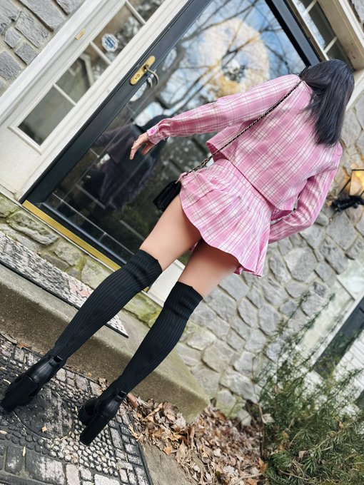 Valentine&rsquo;s surprise 😳😘  #edgeharder #edge #goon #UpskirtPics #surprise #ValentinesDay #pink #pinkoutfit<a href="/tag/edgeharder"class="tags">#edgeharder</a><a href="/tag/edge"class="tags">#edge</a><a href="/tag/goon"class="tags">#goon</a><a href="/tag/pink"class="tags"><span>#pink</span></a><a href="/tag/surprise"class="tags"><span>#surprise</span></a><a href="/tag/valentinesday"class="tags"><span>#valentinesday</span></a><a href="/tag/pinkoutfit"class="tags"><span>#pinkoutfit</span></a><a href="/tag/upskirtpics"class="tags"><span>#upskirtpics</span></a>