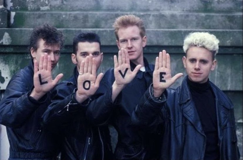 absolut_doom's tweet photo. “Strangelove.. that’s how my love goes”
#depechemode #strangelove https://t.co/05Cn5co68N
