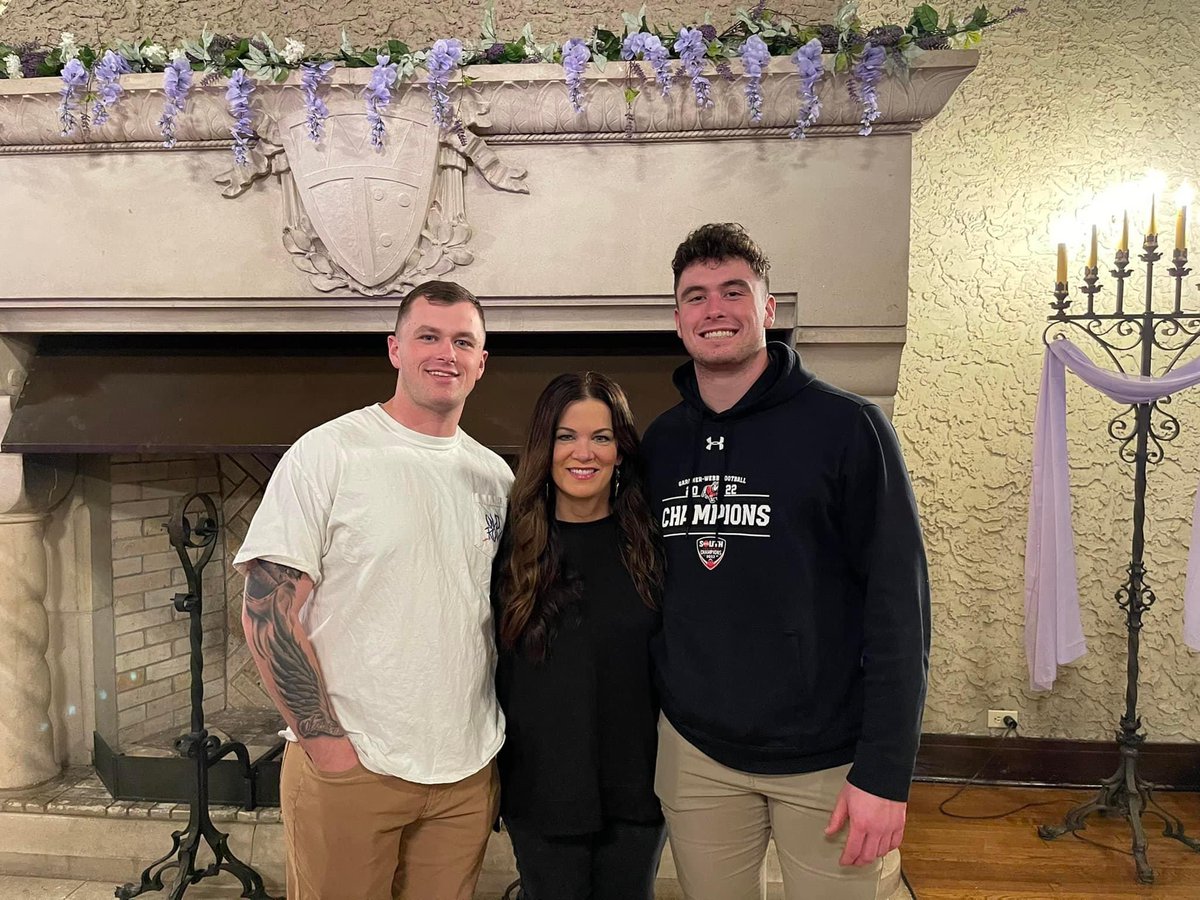 Happy Valentines to my boys! I Love yal so much and hope you have the best day! <a href="/JacksonHoskyns2/">Jackson B Hoskyns</a> <a href="/ColeHoskyns/">Cole Hoskyns</a>