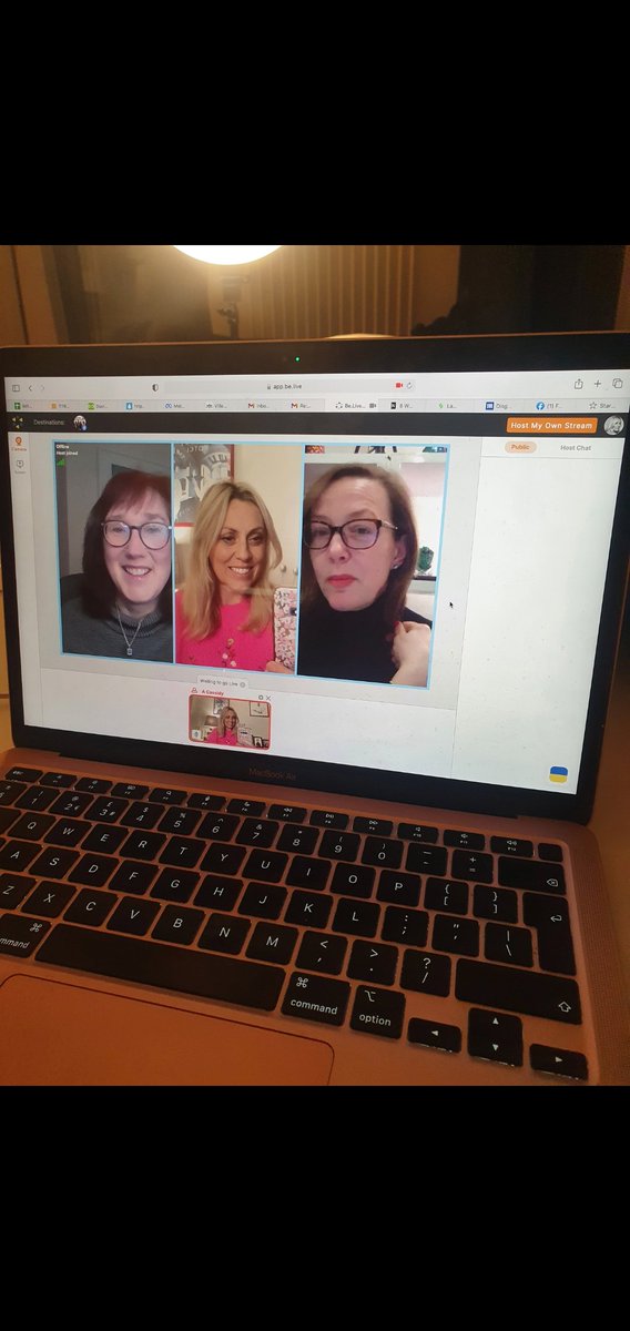 A lovely Valentine's day chatting with @samblakebooks and @themariamchale @writing_ie #WritingInk online community about agents, publishing and author's unique writing processes ❤
#writetoconnect