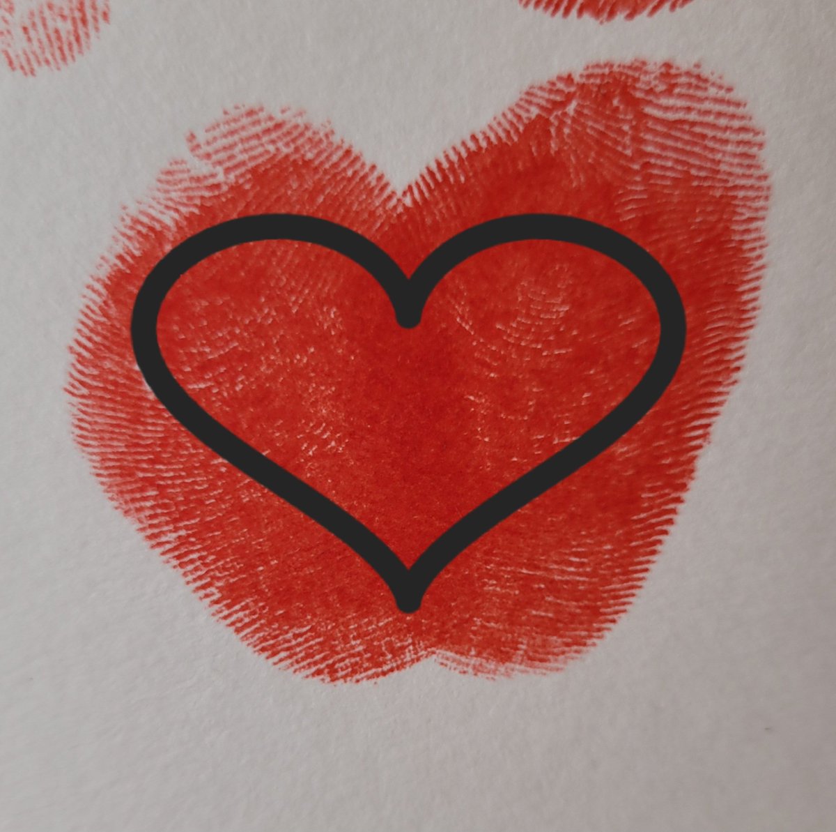 fancies_foot's tweet photo. A little heart from me to you this Valentines Day ❤️🦶🏻
https://t.co/q76g977sPt 
#ValentinesDay #heart #toeprint #art #onlyfans https://t.co/B8ZZBCn76m