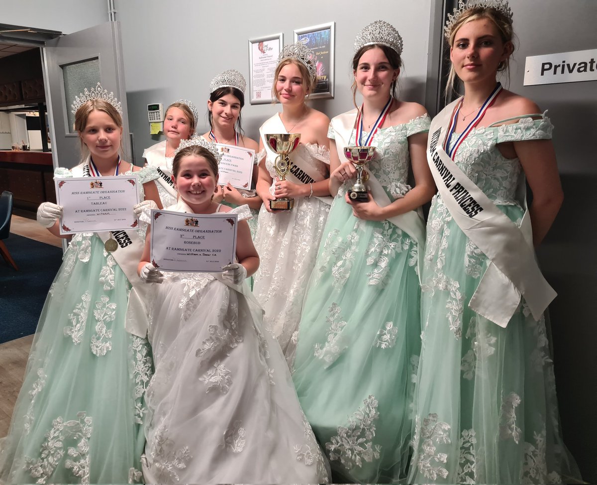 WithamCarnival's tweet photo. Ramsgate Carnival

The girls got to go on rides, look around the stalls and the Queens tea meal was very yummy.

Thank you to reserve Princess Isla for standing in for Summer.

1st place Tableau &amp; Snr Princess Pairs 
3rd place Float &amp; Rosebud https://t.co/5kCQpWKaVC