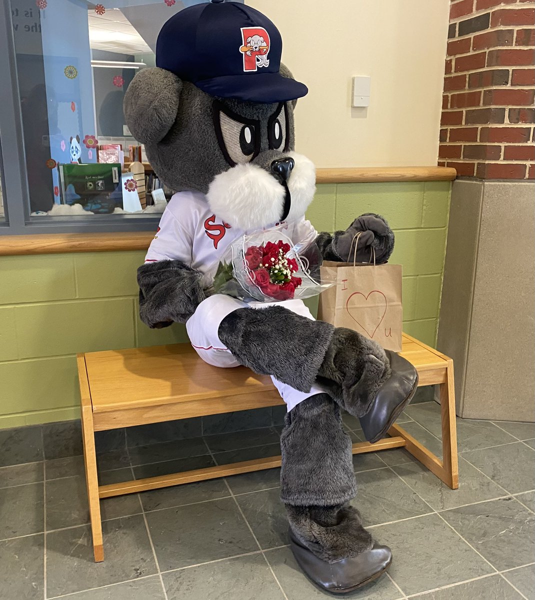 Waiting for bae on Valentine’s Day like…