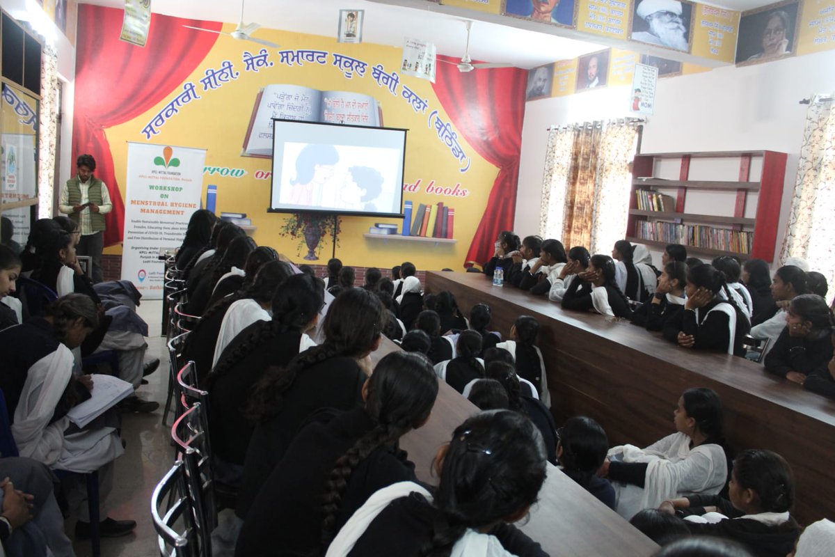 FoundationLadli's tweet photo. In Remote #Villages of #Bathinda #Punjab a special week long activities are being implemented to targeted over 2000 adolescents for Sensitizing about safe #MHM &amp; #Sanitation through Counselling, Vdo Films Distributing our #Saheli Kits. Support by  #HPCLMittalFoundation https://t.co/e8f5NiwMkb