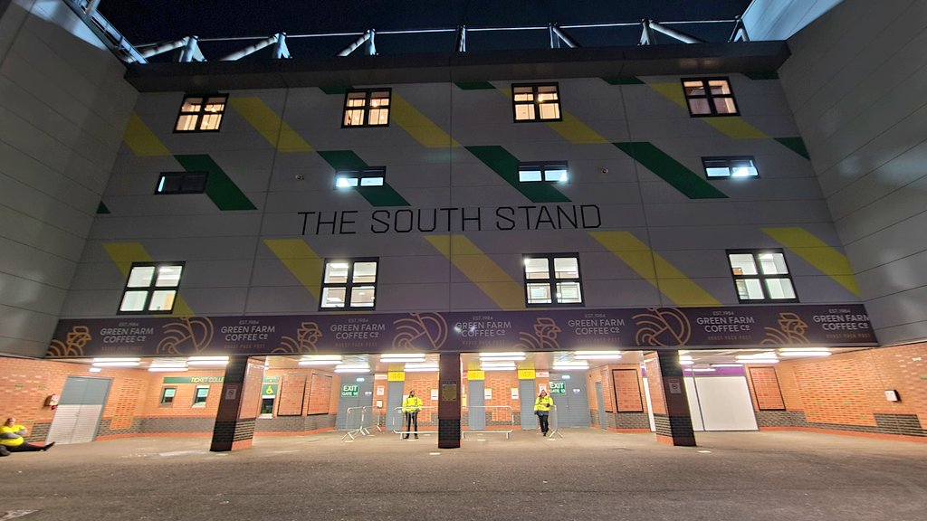 paul_gtastic's tweet photo. Tuesday 14 February 2023
Carrow Road, Norwich 
EFL Championship 
Norwich City 3-1 Hull City
Att: 25,767 | ST | 116pp prog (£3.50) https://t.co/GampP0aRMw