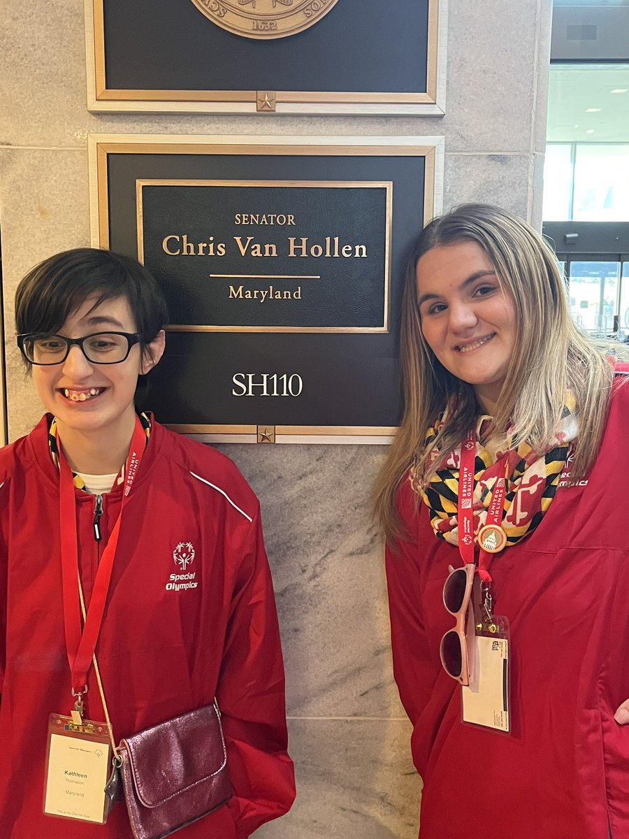 Thank you to the staff of @VanHollenForMD for meeting with us to listen to our stories during #SOHillDay We appreciate your continued support for @SpOlympicsMD and @SpecialOlympics to help us build a #unifiedgeneration @CroftonHigh
