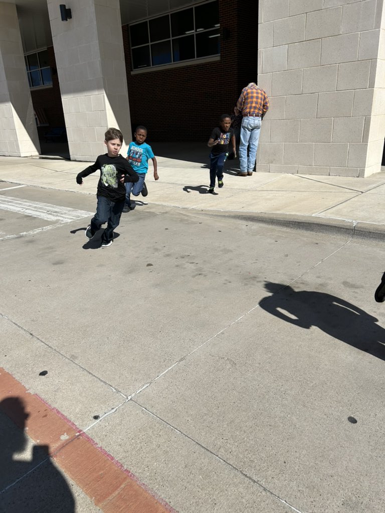 ruthes pe tweet media