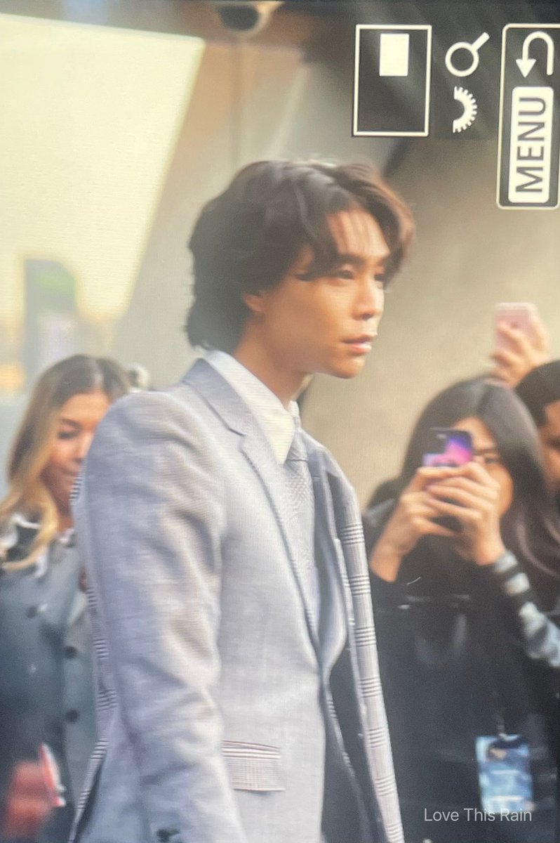 [230214]  NYFW 2023 

THOM BROWNE X JOHNNY SUH 

❤️🤍🖤 

 #thombrowneXJohnnySuh 

#쟈니 #JOHNNY #영호
#NCT #NCT127 #엔시티127