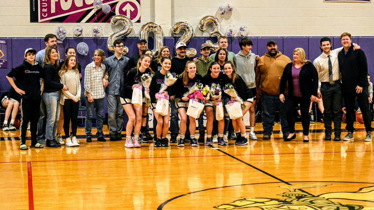 EGranbySchools's tweet photo. #EGHS
Girls' Basketball Senior Night!  🏀 https://t.co/gGHN4vAlcZ