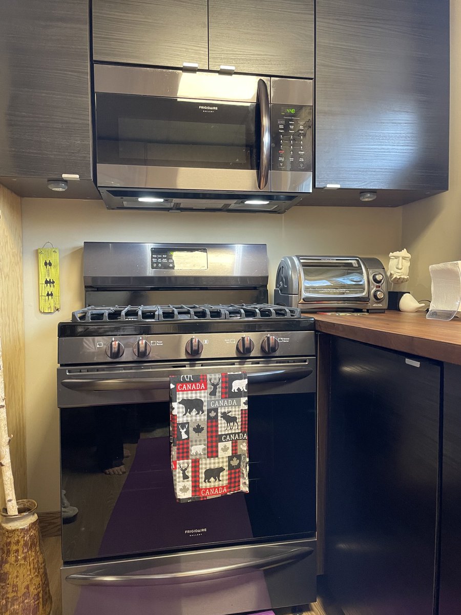 Jamie Ott Blom on Twitter "This stove speaks Canadian , eh? Love yah