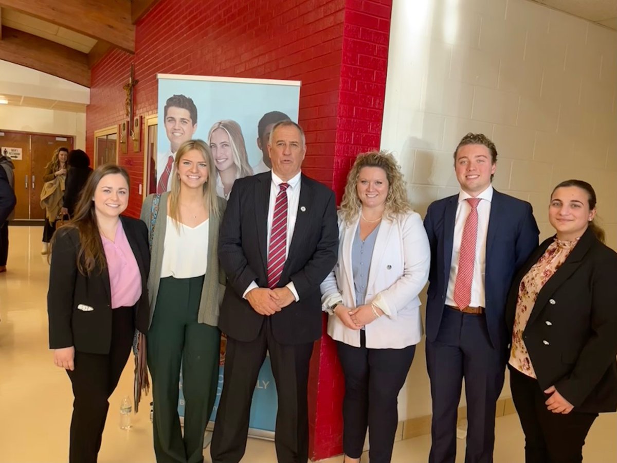 UMassLawLibrary's tweet photo. Legislative Practicum students and Thomas Quinn at the District Attorney's swearing in ceremony.  #umasslaw https://t.co/RU50BpEWuL