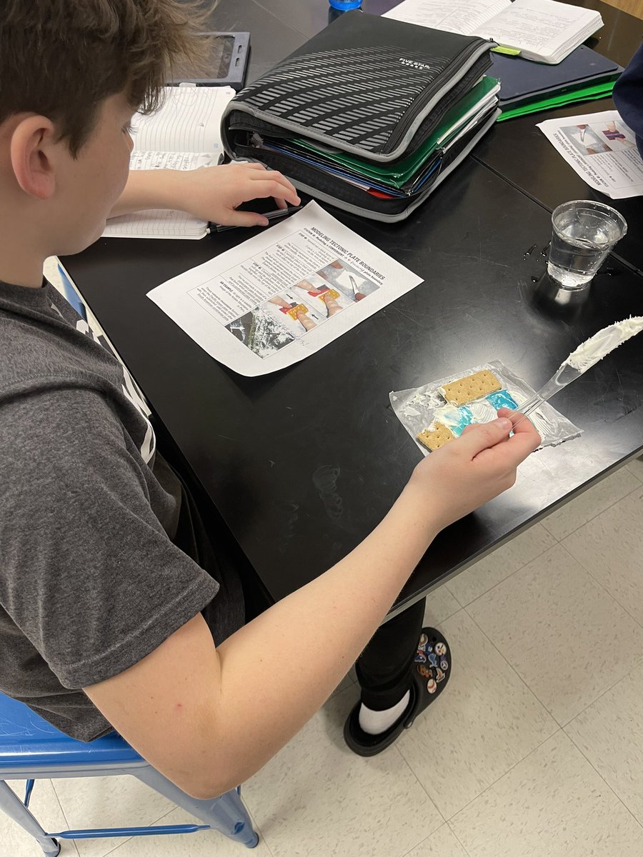 MrsMLombardo's tweet photo. Today, @BeachMiddle Ss show their ❤️ of Earth Science by making models of  different plate boundaries. https://t.co/VpdXWkQWLa