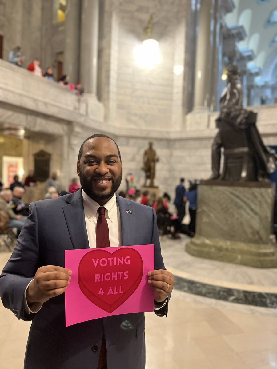 Booker4KY's tweet photo. Democracy is Love in Action. 

Let’s do the work to secure voting rights and make sure all of our voices are heard. https://t.co/fSD5IKvW0c