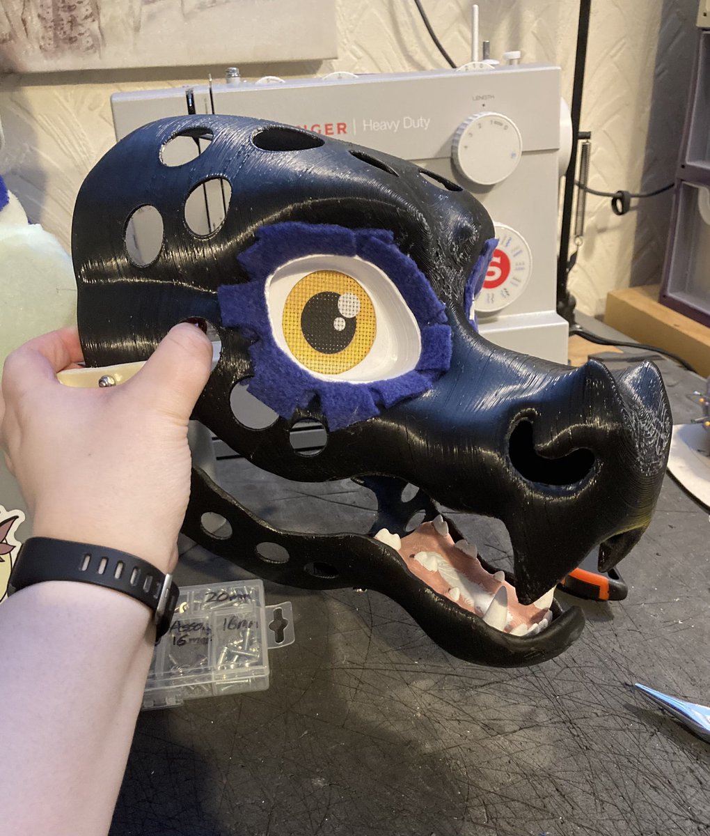 RandDfursuits's tweet image. Ready to start foam work and prepping to build a pattern. Got some nice eye detail, nothing to fancy but really clean.
#fursuitmaker #fursuitbuilder #fursuitwip