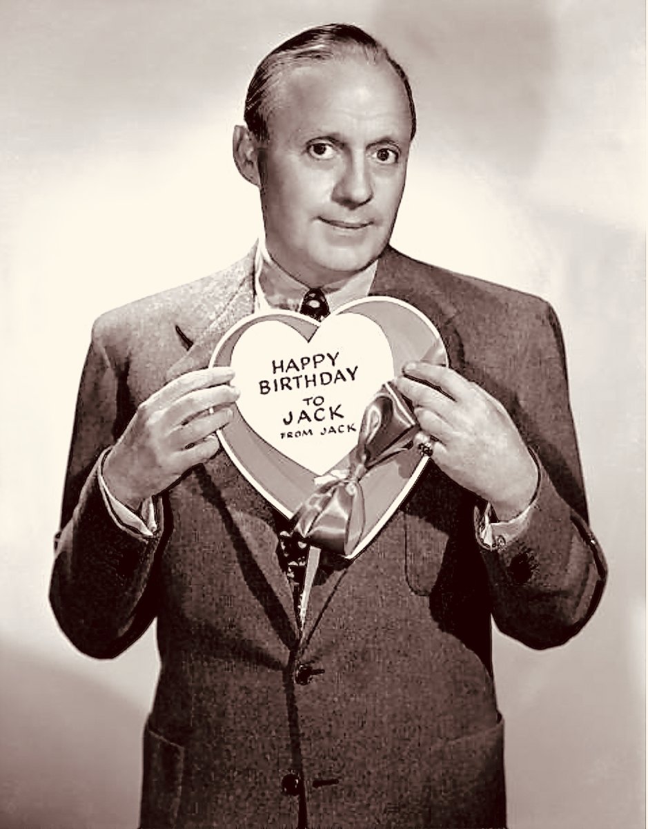 Happy 39th, Jack!

#JackBenny #BornOnThisDay #ValentinesDay