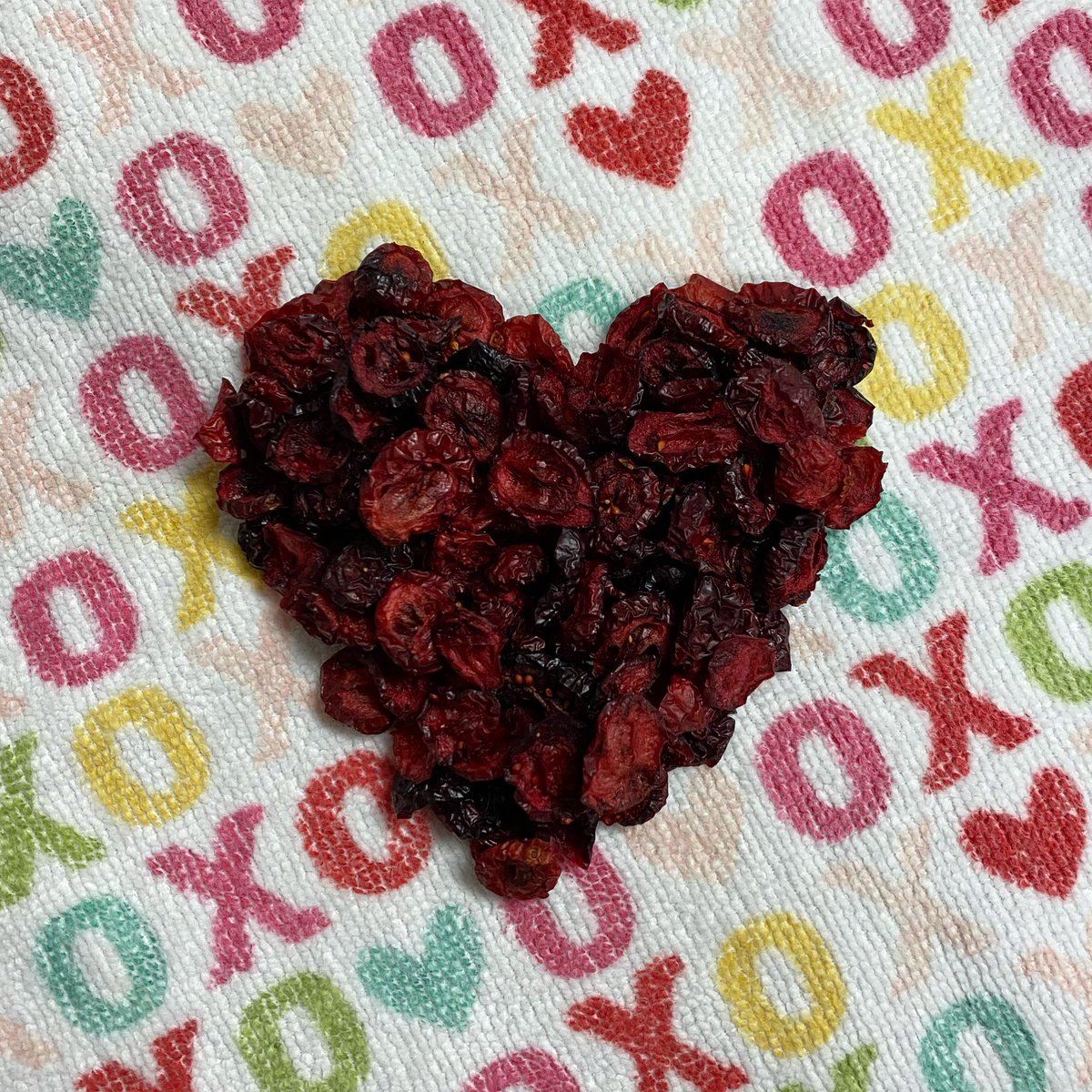 honestlycran's tweet photo. ❤️ Heart the Tart! ❤️
Hope you all feel loved today and everyday!
#ValentinesDay #cranberries #foodasmedicine #cleaneating #oneingredient #noaddedsugar #nongmo #allergenfree https://t.co/gKokKhVE1Y