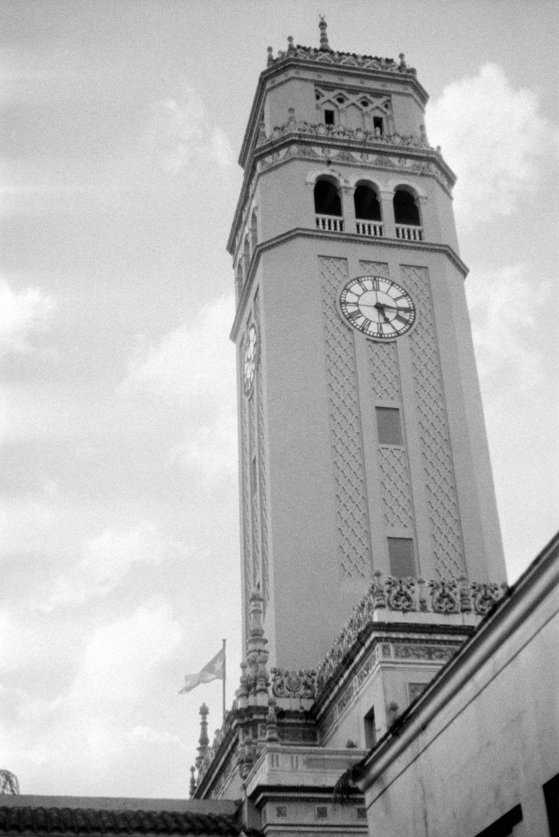 tragabenadryl's tweet photo. jugando veo veo en la iupi

rollei superpan 200 https://t.co/PzJCKrwHMl