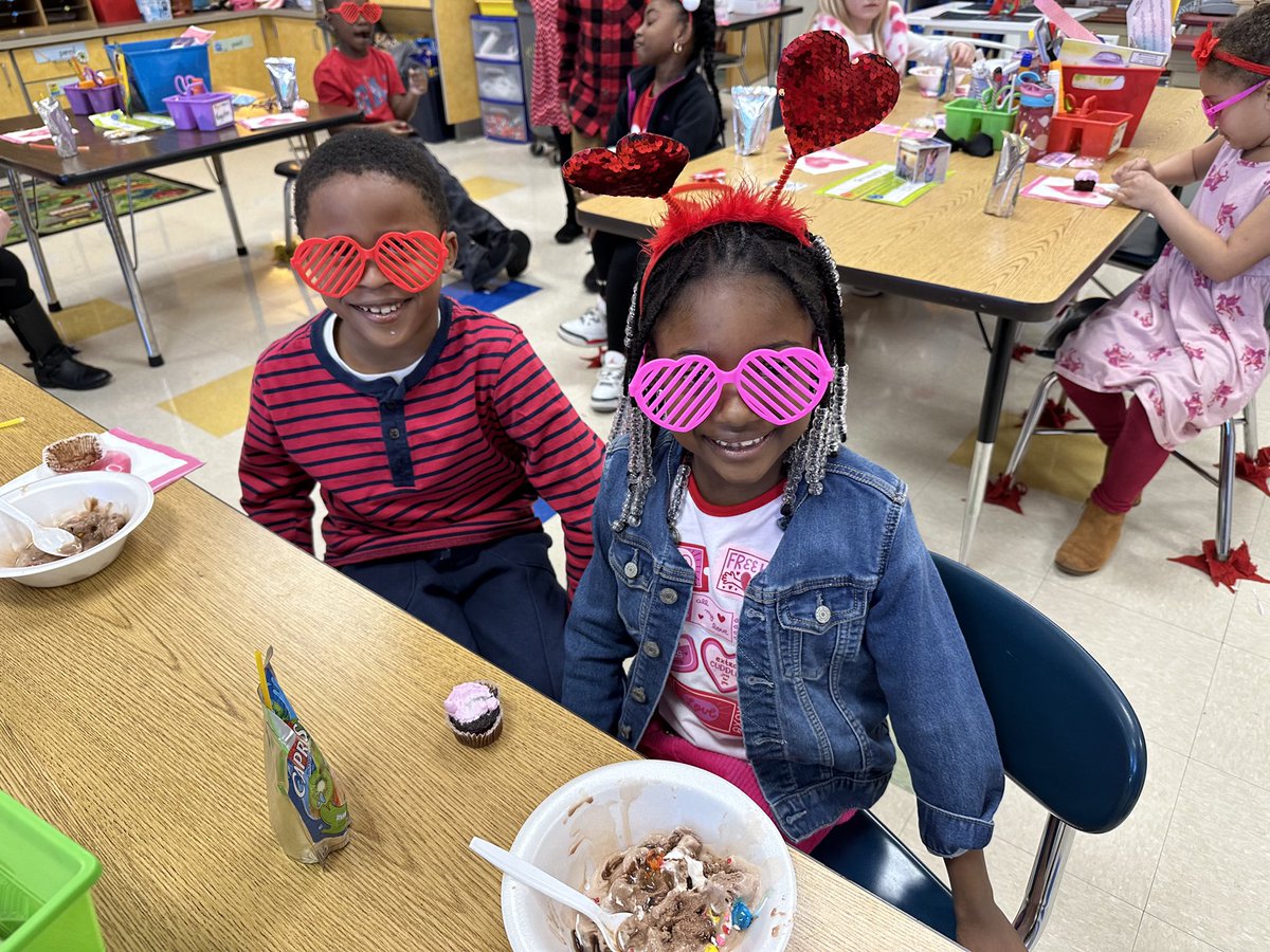 The happiest little Valentines!!