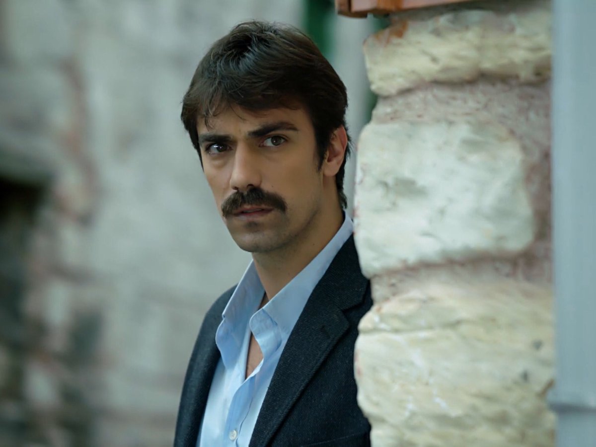 IbrahimCelikolE's tweet photo. Feliz Cumpleaños Ibrahim Iyi Ki doğdun
#İbrahimÇelikkol #IffetEnDivinity14F #Iffet
💫 İbrahim Çelikkol
💫 La Venganza De Iffet
💫 Cemil Özdemir
⭐️ 1ª Impresiones Iffet https://t.co/zXU5YhCCZn
💫 İyi ki doğdun Ibo
#AyudaParaTurquia #HelpTurkey
CAPITULO 15 https://t.co/16j46l4SFW