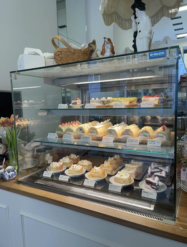 Alma_sharples's tweet photo. Are you a dessert lover? https://t.co/XNmFJ20eXK