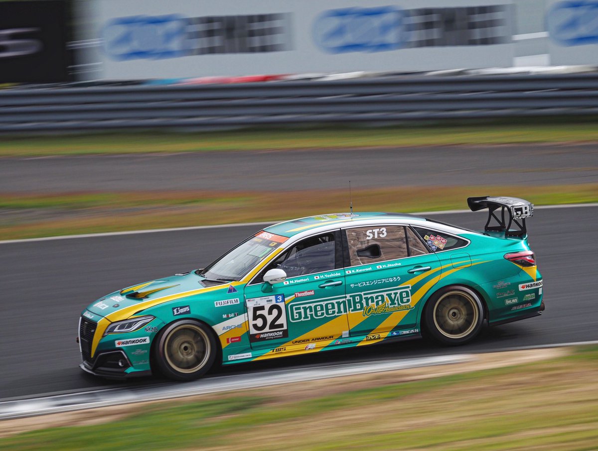 aki211rock's tweet photo. #eneosスーパー耐久シリーズ2022poweredbyhankook Rd.6
#okayamainternationalcircuit 
#st_3
#埼玉トヨペットgreenbrave 
#埼玉トヨペットgbクラウンrs 
#服部尚貴 選手
#吉田宏樹 選手
#川合孝太 選手
#toyota #クラウン 
#スーパー耐久 #s耐 
#olympus 
#olympusomdem1markii https://t.co/sXkVtBcAxl
