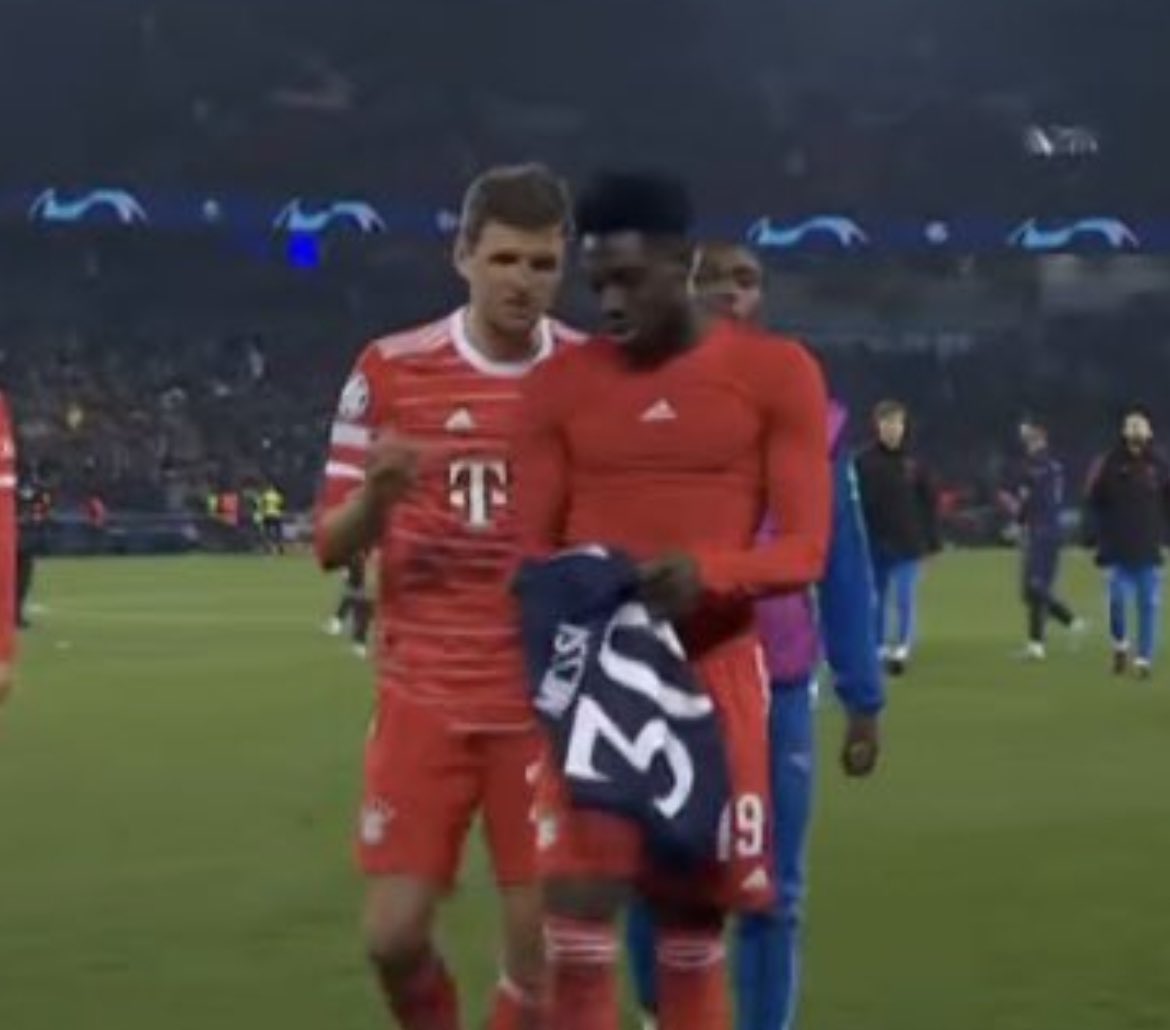 Alphonso Davies finally got that Messi shirt he dreamed of.