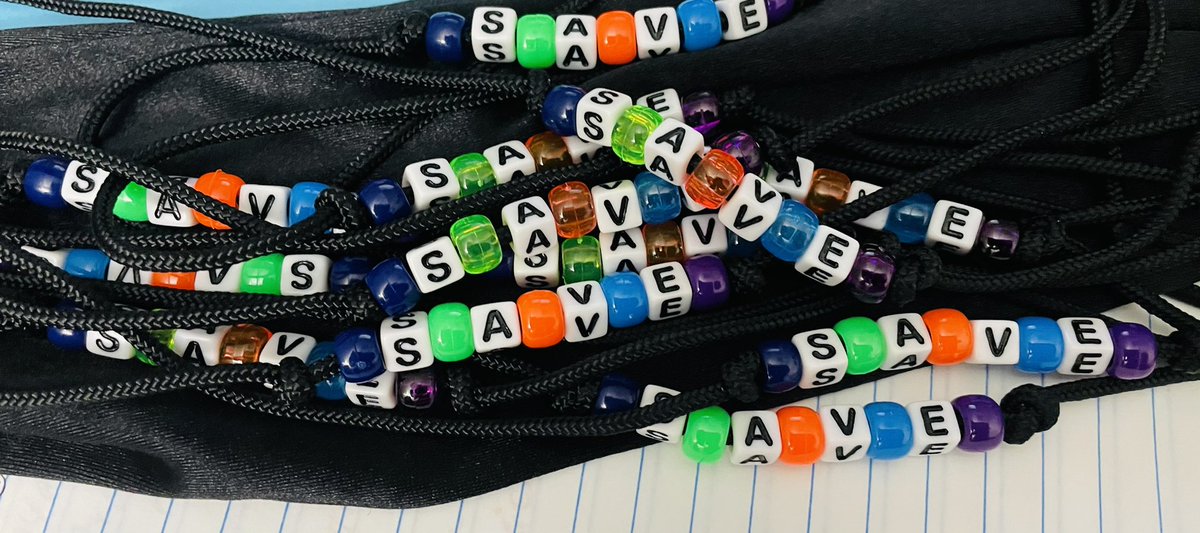 caringcouns_kbk's tweet photo. Our SPC Ambassadors distributed friendship bracelets to the support staff and 4 &amp; 5 grade teachers. I made the ambassadors’ bracelets and they made the others. passing friendship along on the Day of Service &amp; Love😉🌻 #SAVEPromiseClub #bcpsElemSAVE #NationalSAVE #newschester https://t.co/RUIZStUvTf