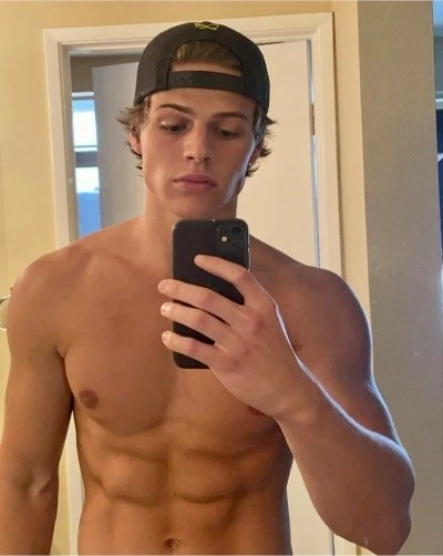 Mickeywaters on Twitter