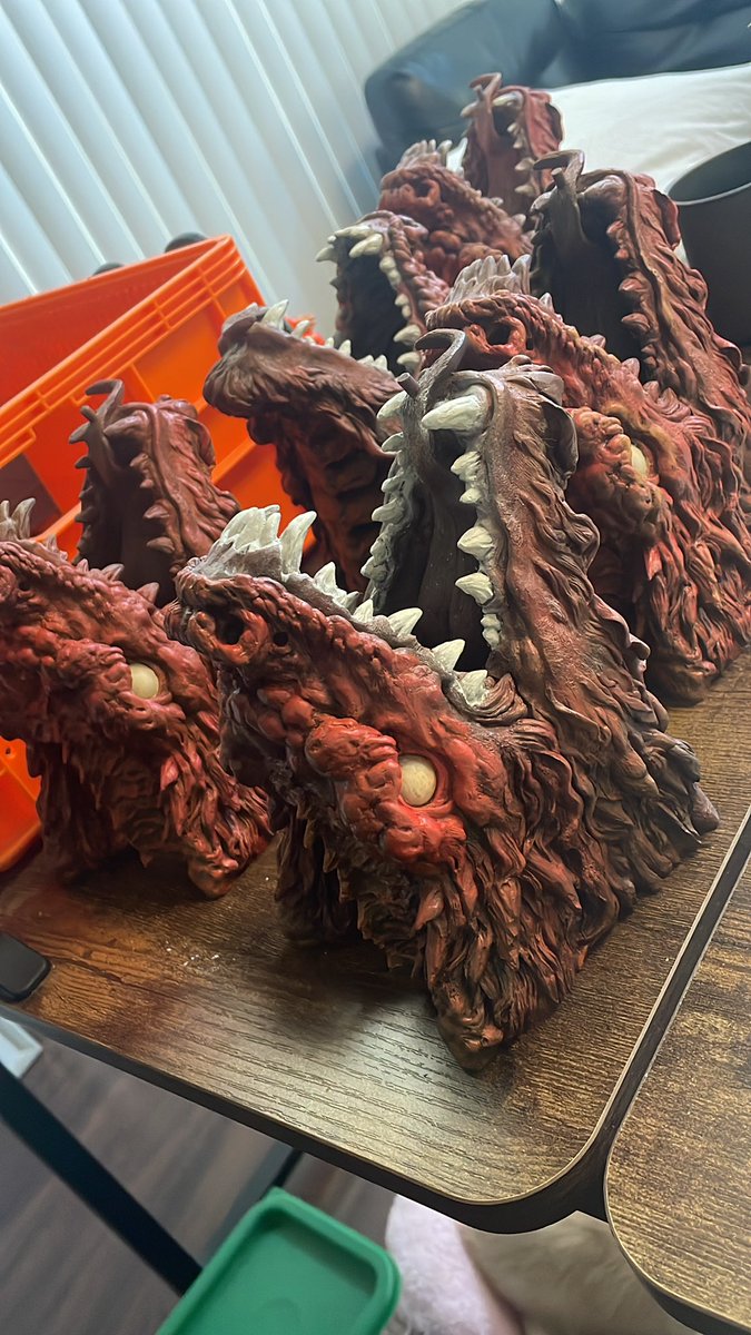 plasticcell's tweet image. Finalizing Blacksmith bases 🐲